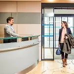 Adagio La Defense Kleber Aparthotel 3*
