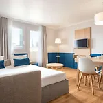 Adagio La Defense Kleber