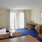 Adagio La Defense Kleber Aparthotel Courbevoie