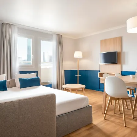 Adagio La Defense Kleber Aparthotel