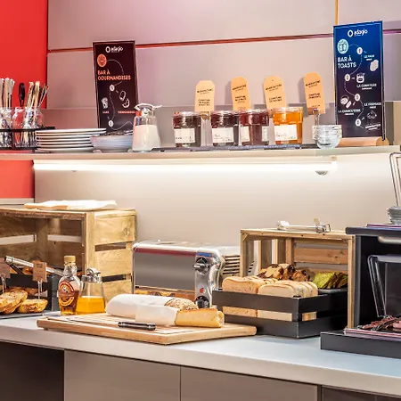 Adagio La Defense Kleber Aparthotel 4*
