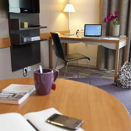 Aparthotel Adagio La Defense Kleber 4*